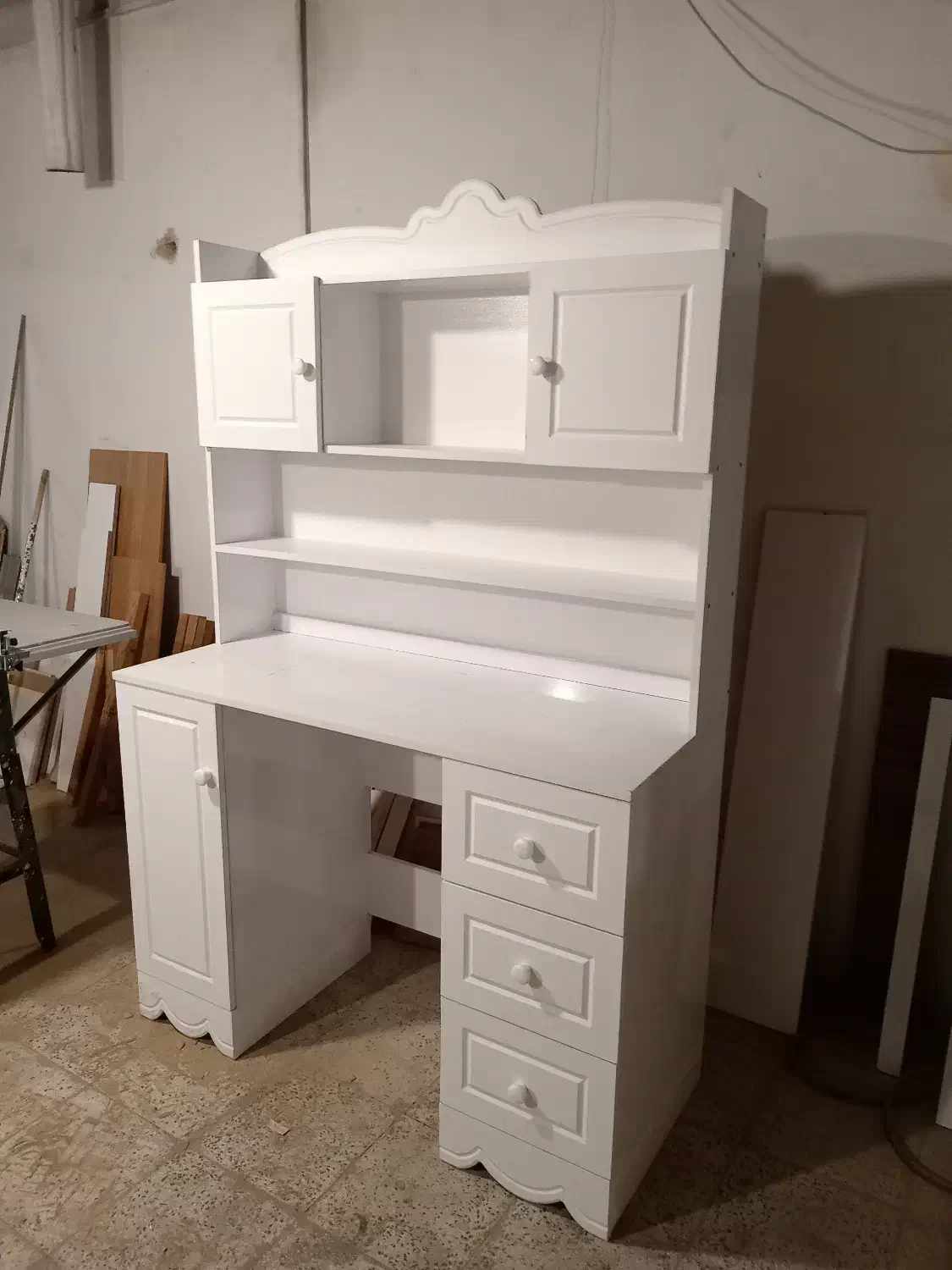 میز تحریر و میزارایشی و دراور چند کشو|میز تحریر و کامپیوتر|پردیس, شهرک صنعتی خرمدشت فاز ۷|دیوار