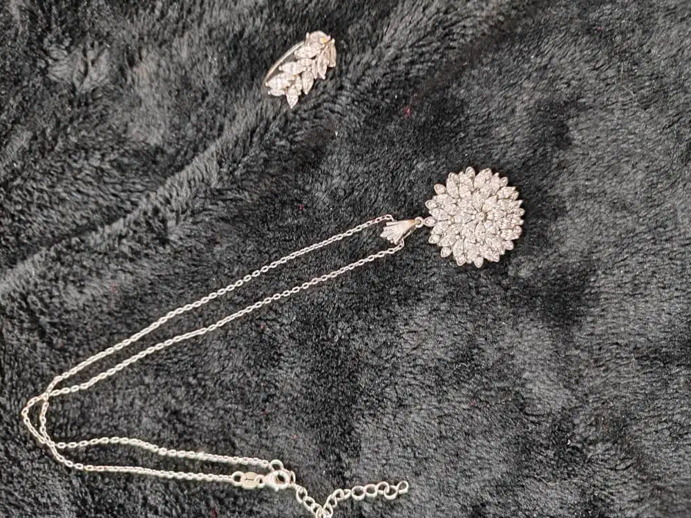 نیم ست نقره (مناسب هدیه )|جواهرات|یزد, |دیوار