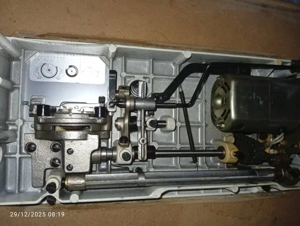 چرخ ۷میل|چرخ خیاطی و ریسندگی|بیکاه, |دیوار