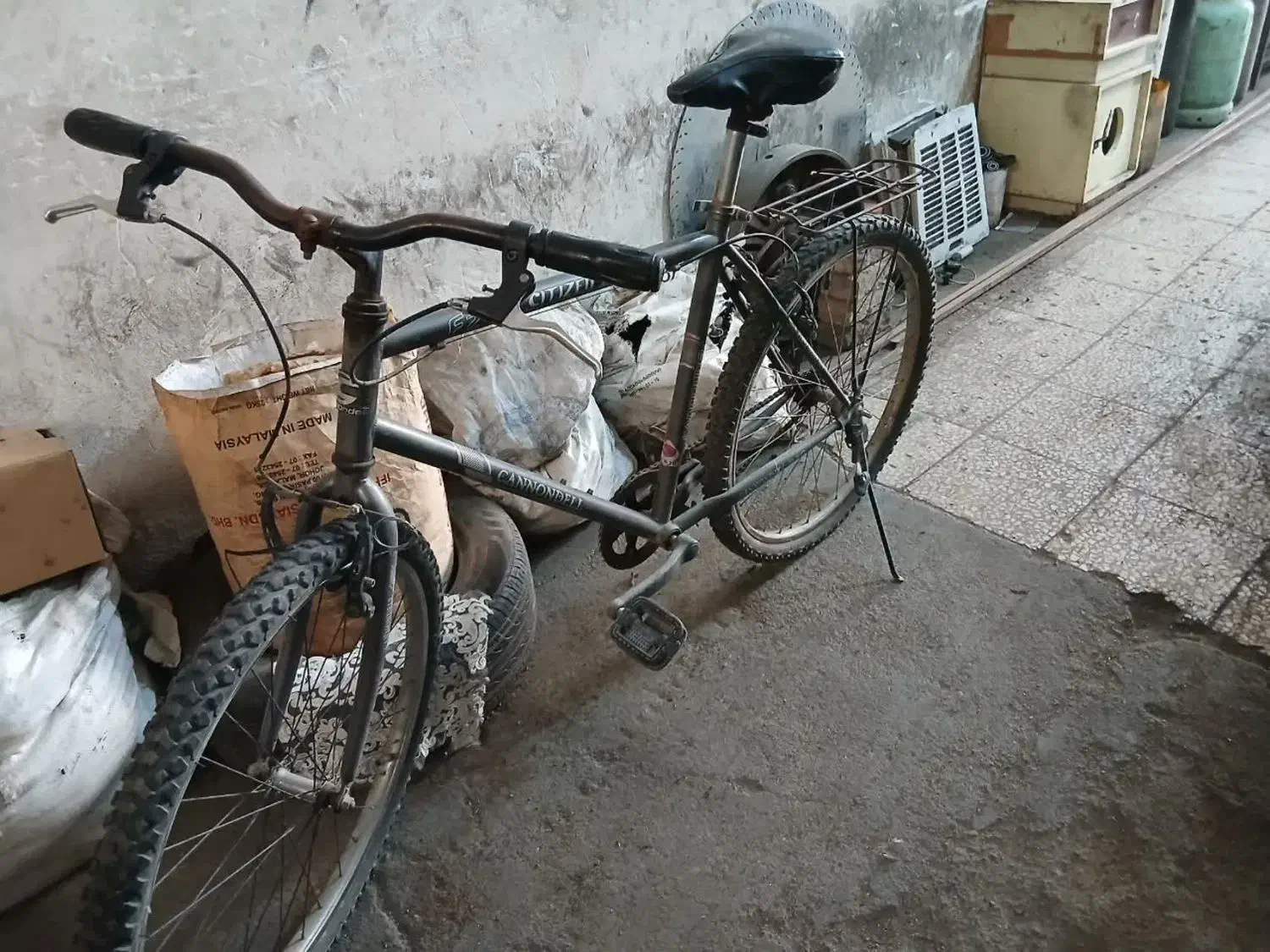 دوچرخه|دوچرخه، اسکیت، اسکوتر|قم, مسجد امام حسن|دیوار