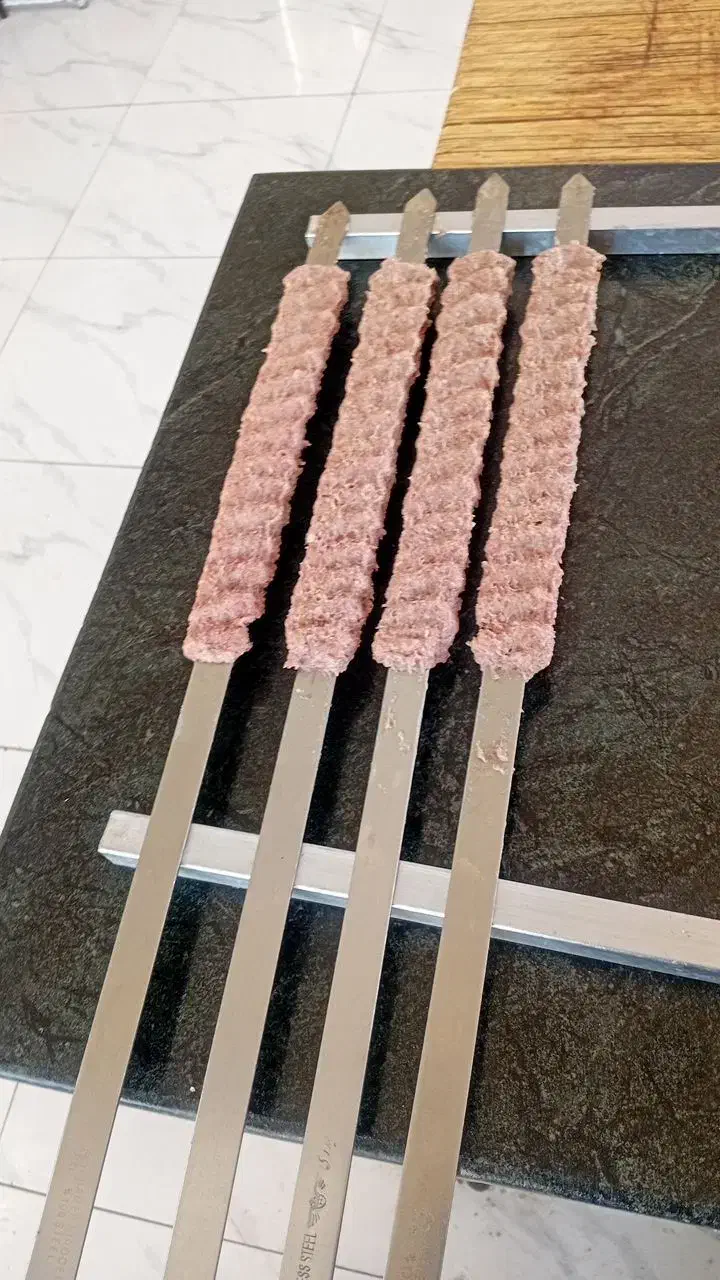 گرفتن سیخ کوبیده وجوجه و کوبیده مرغ|خدمات پذیرایی، مراسم|بروجرد, |دیوار