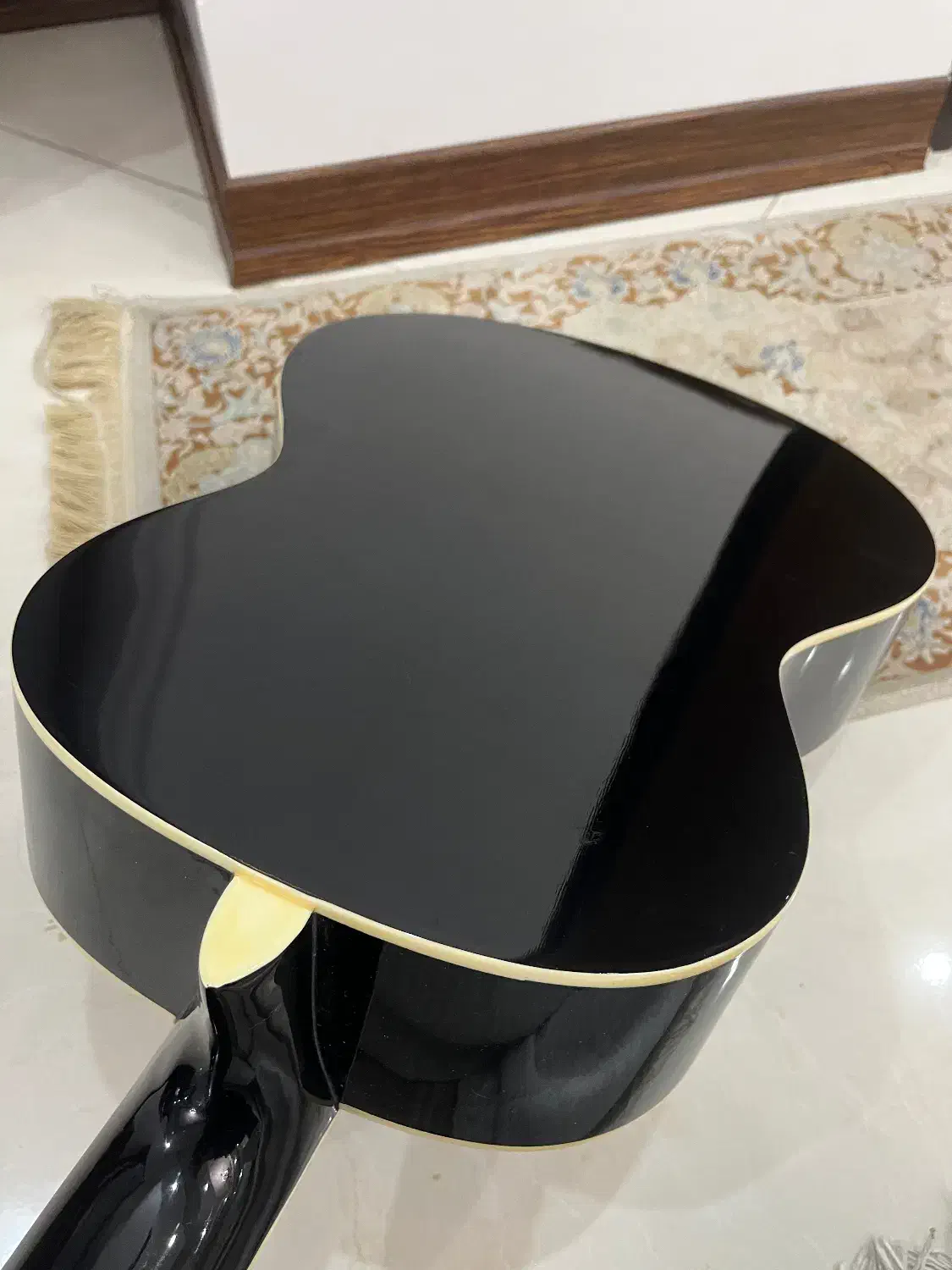 گیتار|گیتار، بیس، امپلیفایر|ساری, |دیوار