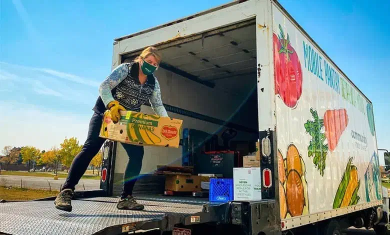 درخواست نیروی تخلیه بار تریلی /تک شهرک جهاد|استخدام خدمات فروشگاه و رستوران|زاهدان, |دیوار