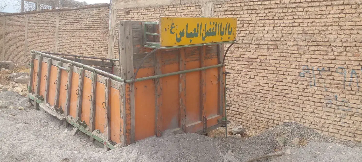 اتاق چوبی خاور لاستیک خاوری دست دوم|خودرو سنگین|فارسان, |دیوار