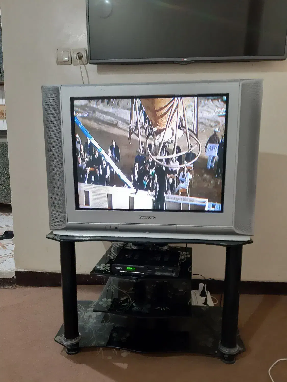 تلویزیون ۲۹|تلویزیون و پروژکتور|کارون, |دیوار