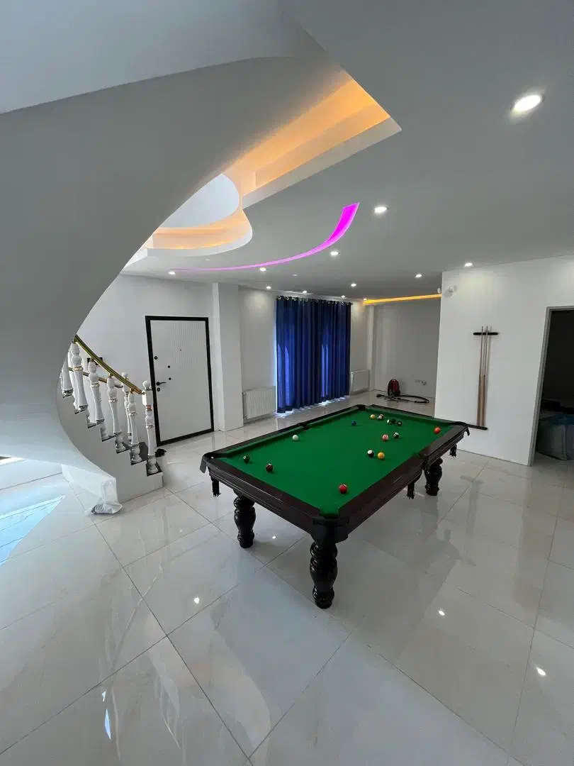 ویلا استخردار دوبلکس فول لوکس(س خواب مستر)|اجارهٔ کوتاه‌مدت ویلا و باغ|رشت, فرزانه|دیوار