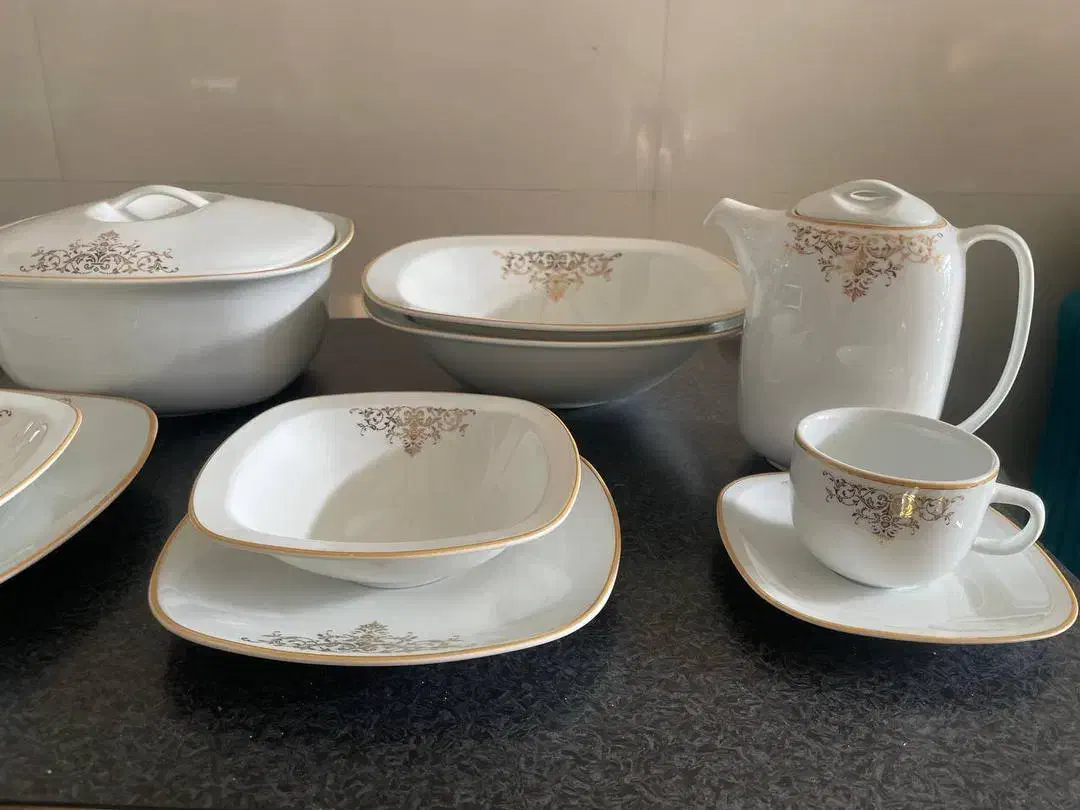 سرویس چینی زرین12نفره|ظروف سرو و پذیرایی|پاوه, |دیوار