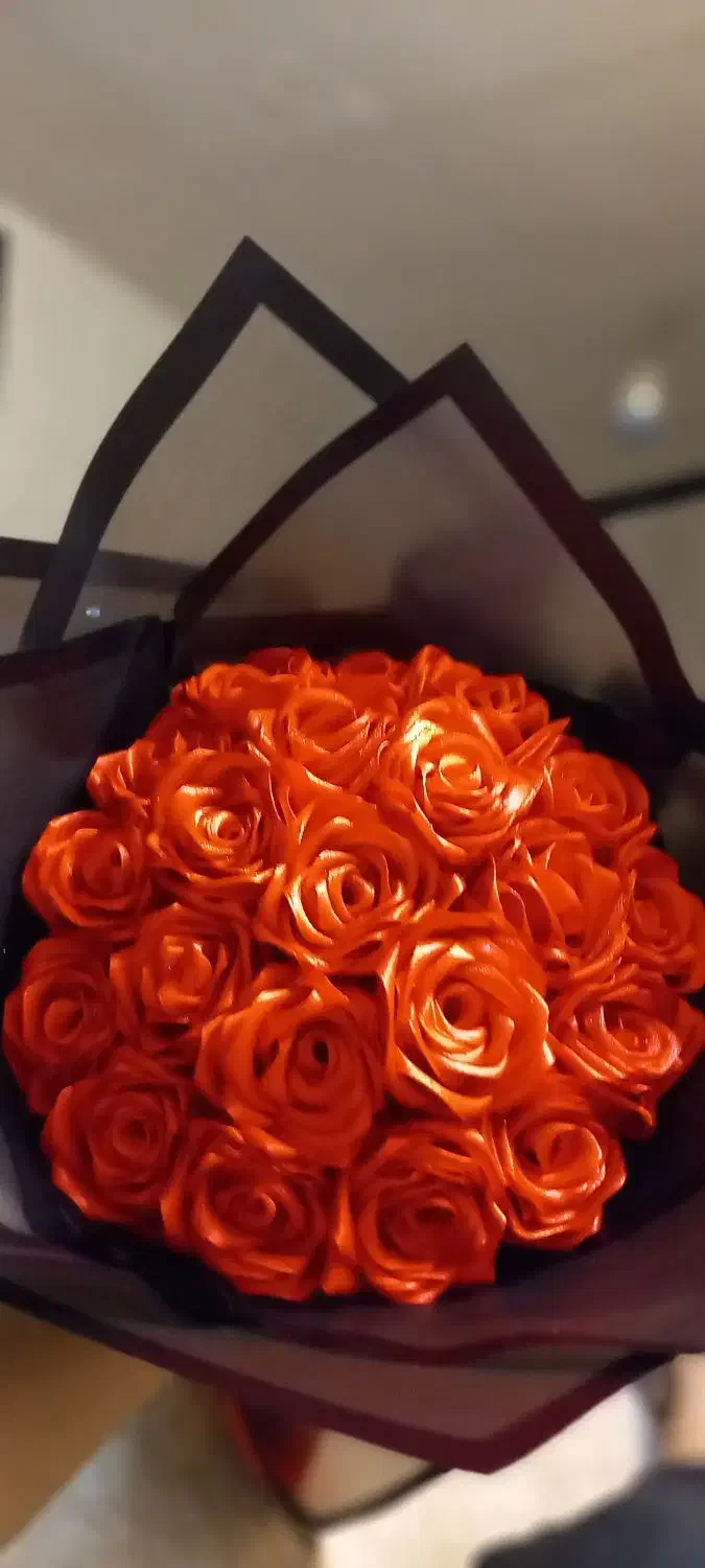 هدیه ایی خاص و ماندگار|گل مصنوعی|بروجرد, |دیوار