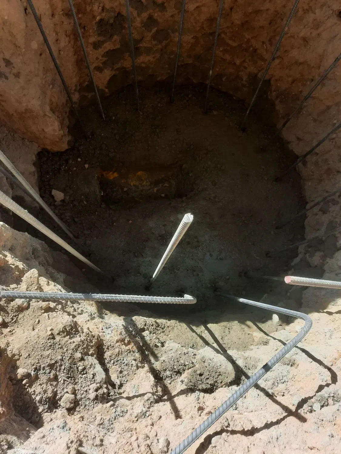 حفاری و کارگر ساده|استخدام معماری، عمران و ساختمانی|خمین, |دیوار