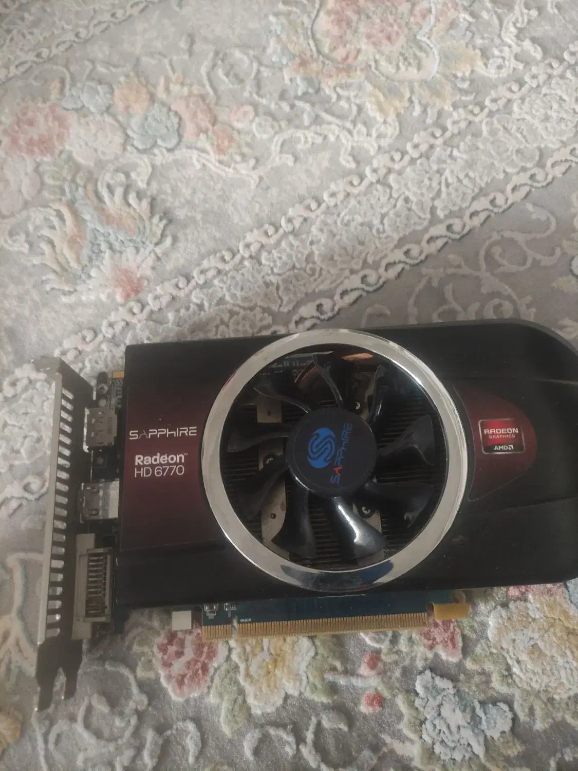 مانیتور led 19 اینچ و کارت گرافیک 1 گیگ DDR5|قطعات و لوازم جانبی رایانه|اسلامشهر, شهرک قائمیه|دیوار