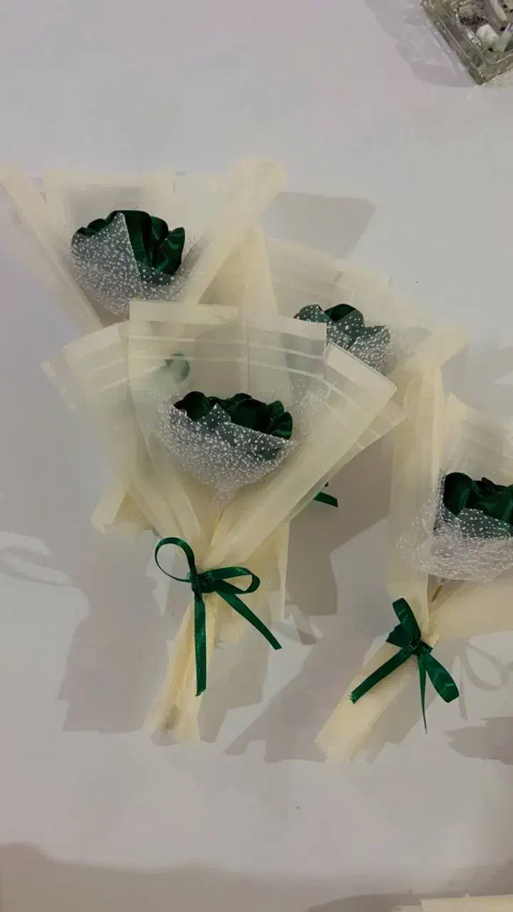 دسته گل|گل مصنوعی|کشکسرای, |دیوار