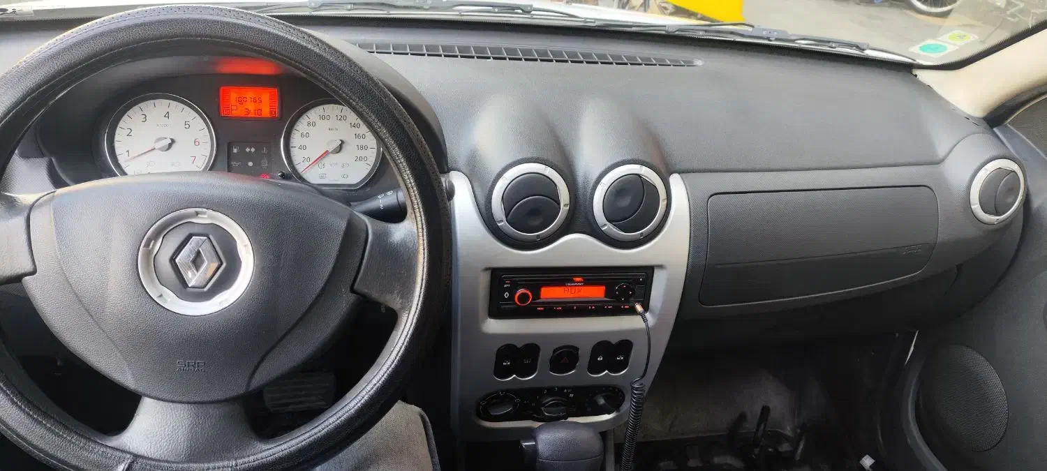 رنو ساندرو اتوماتیک ۹۵ خونگی بیرنگ درحدصفر|خودرو سواری و وانت|تهران, الهیه|دیوار