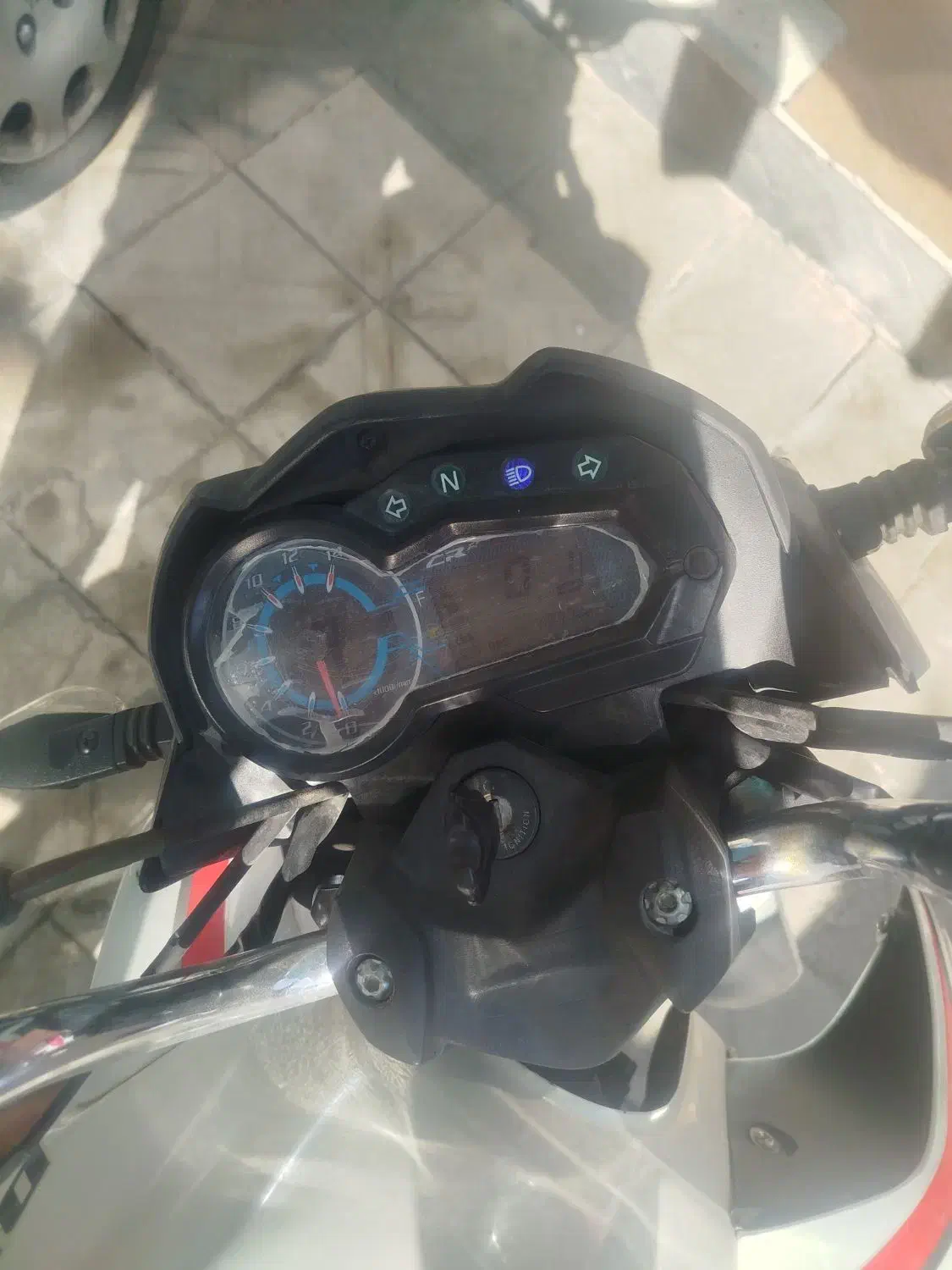 دلتا 160|موتورسیکلت|اصفهان, تخت فولاد|دیوار