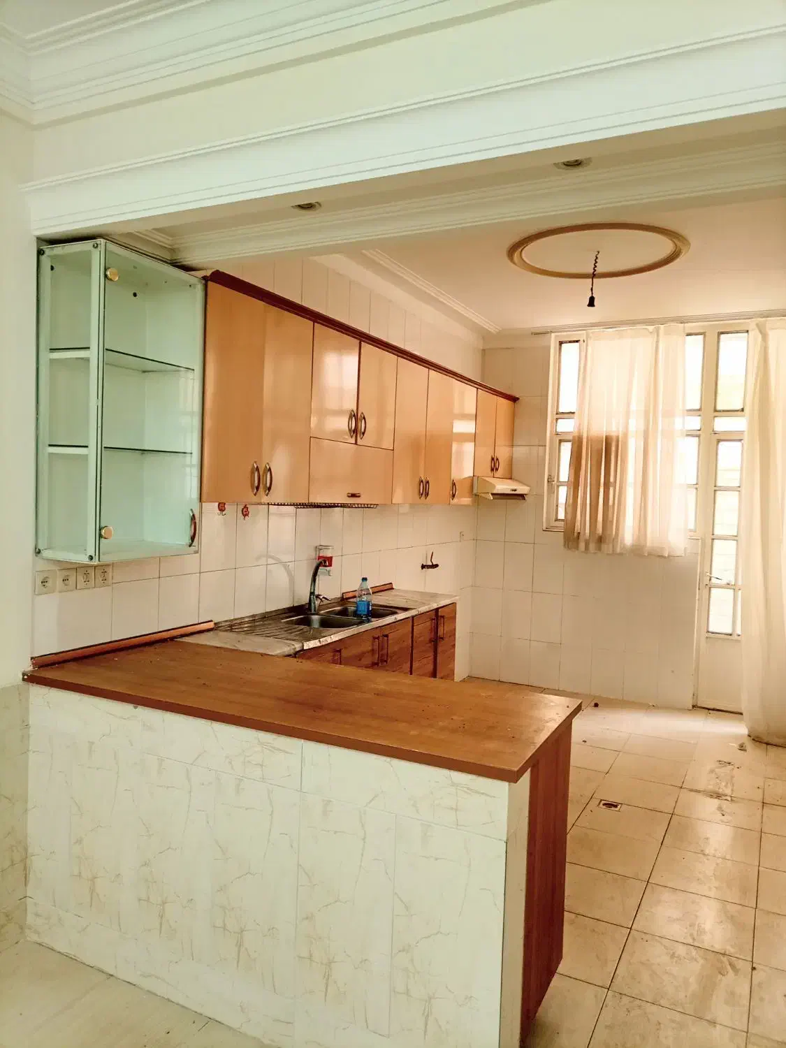 زیرزمین گلخانه ای/90متر/خ کاشانی نبش کوچه صاحبقدم|اجارهٔ خانه و ویلا|کاشان, ملک آباد|دیوار