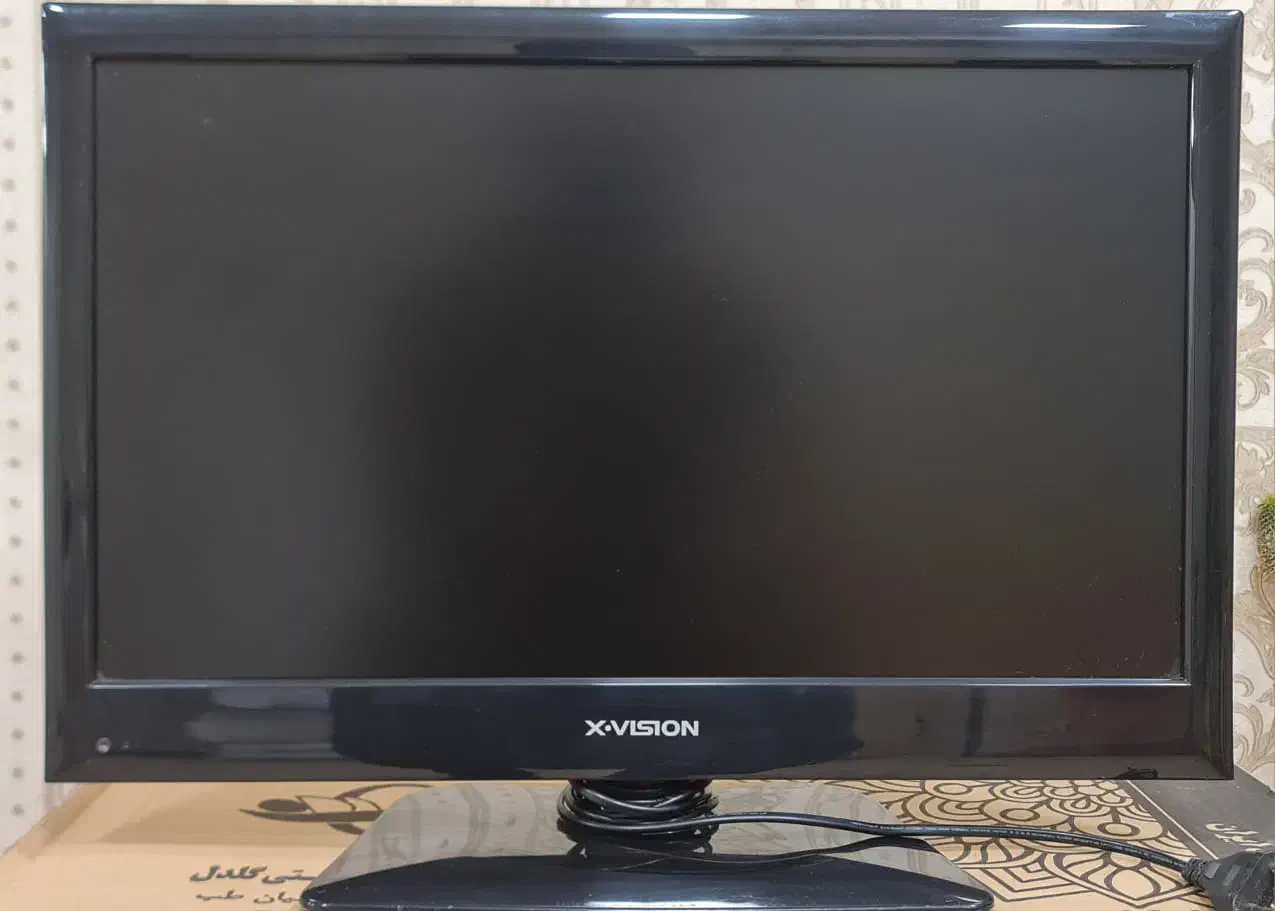 تلویزیون و مانیتور ۲۲ اینچ xvision|تلویزیون و پروژکتور|کرج, فاز ۱ مهرشهر|دیوار