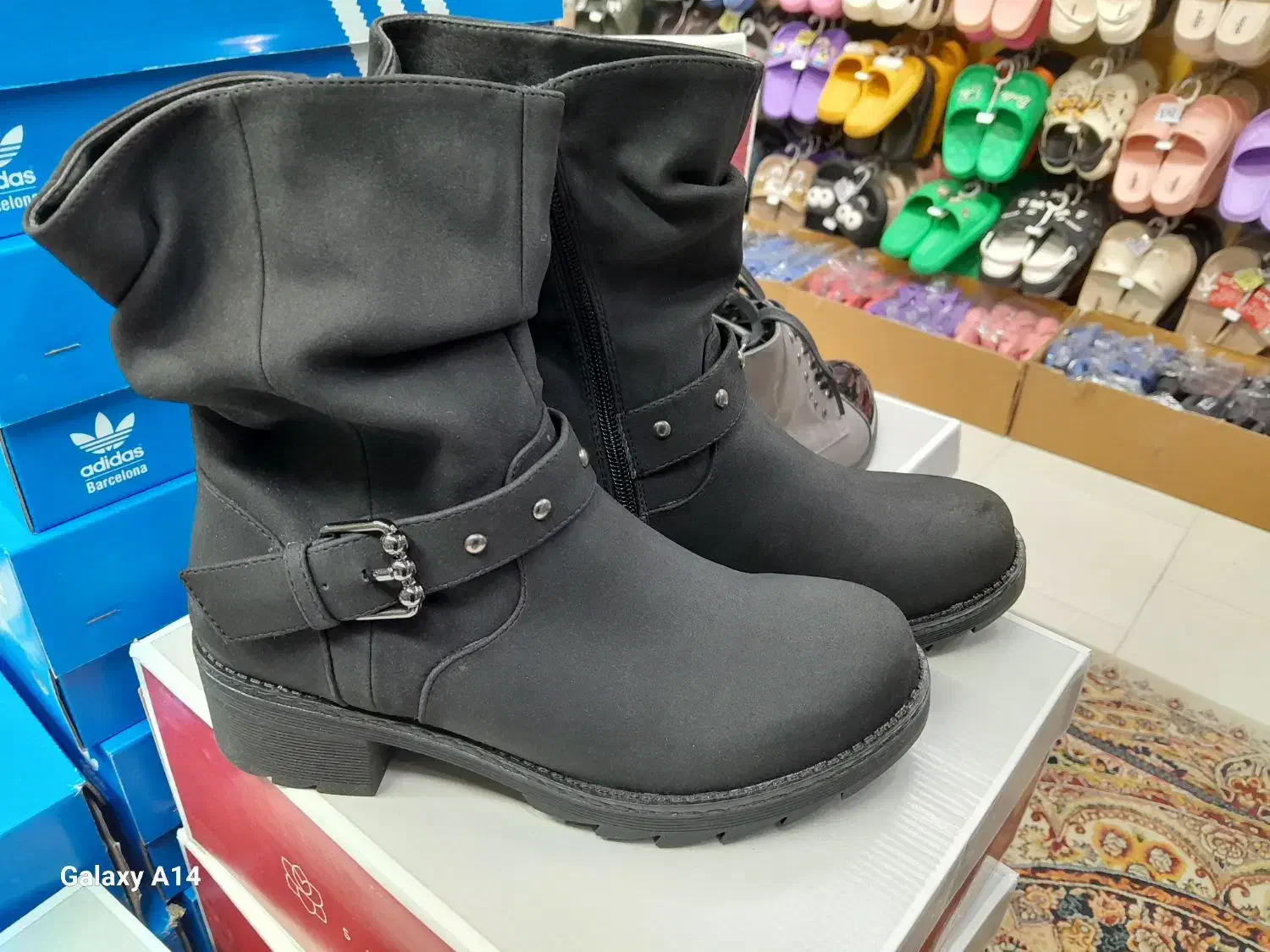 بوت زنانه|کیف، کفش، کمربند|شاهین‌شهر, فردوسی|دیوار