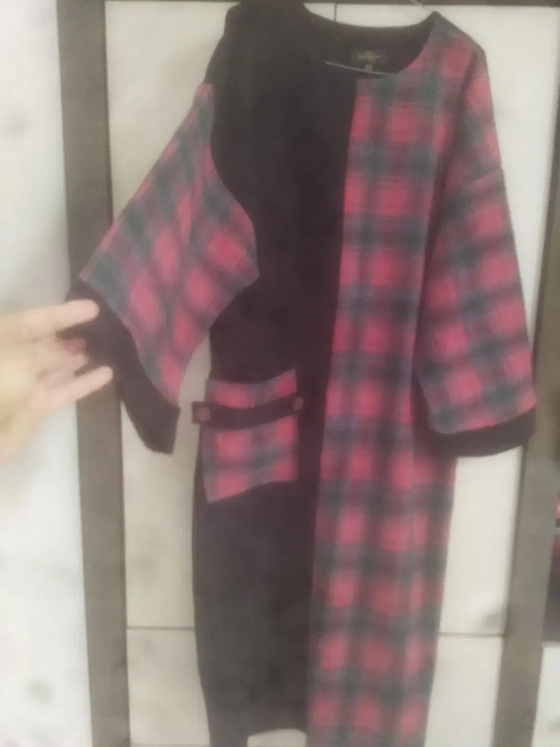 کفتان بلند نو|لباس|چناران, |دیوار