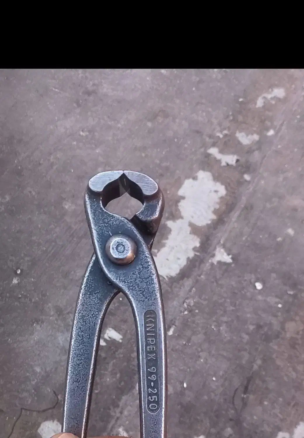 انبر|ابزارآلات|سلماس, |دیوار