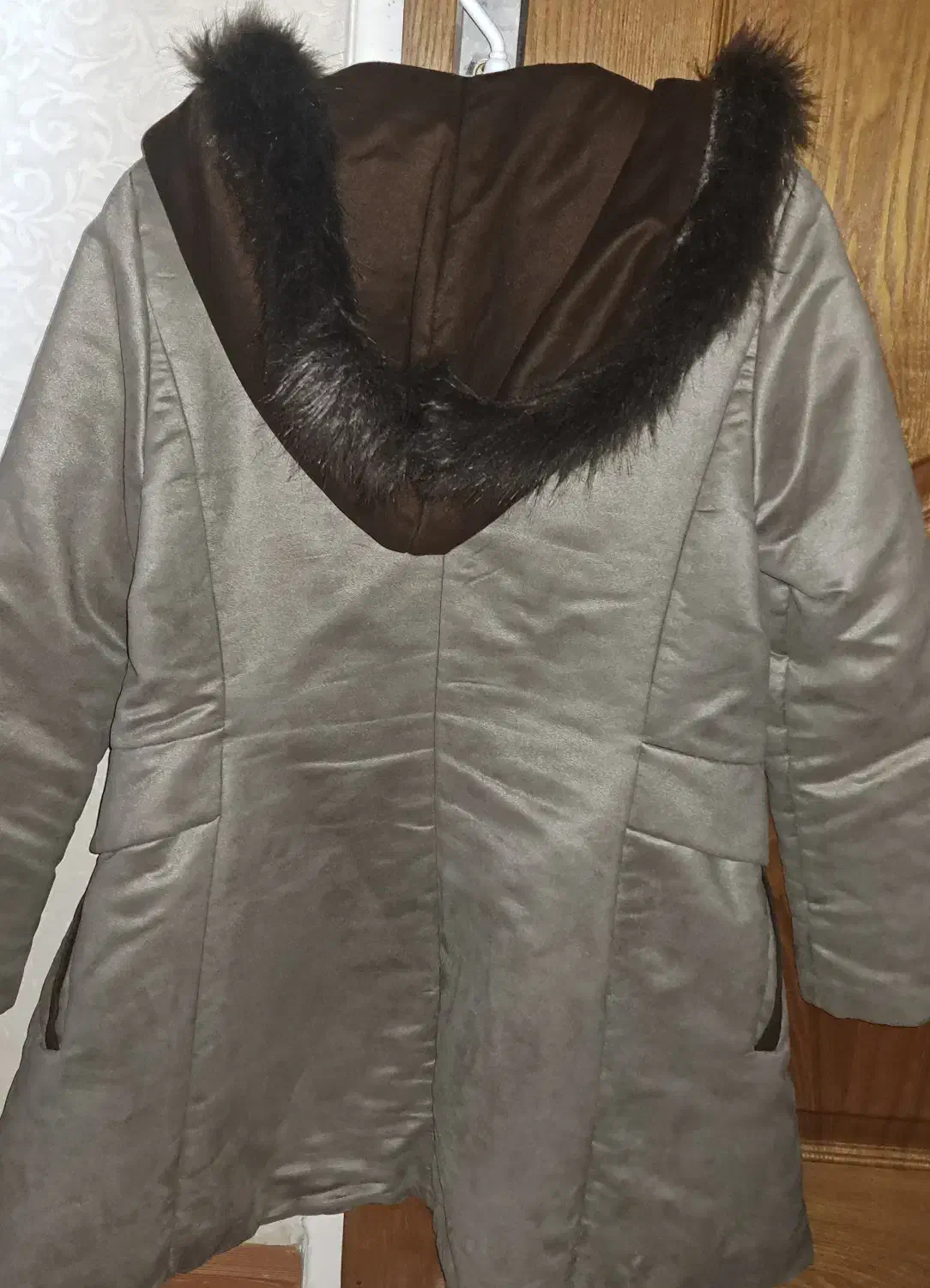 پالتو|لباس|الوند, |دیوار