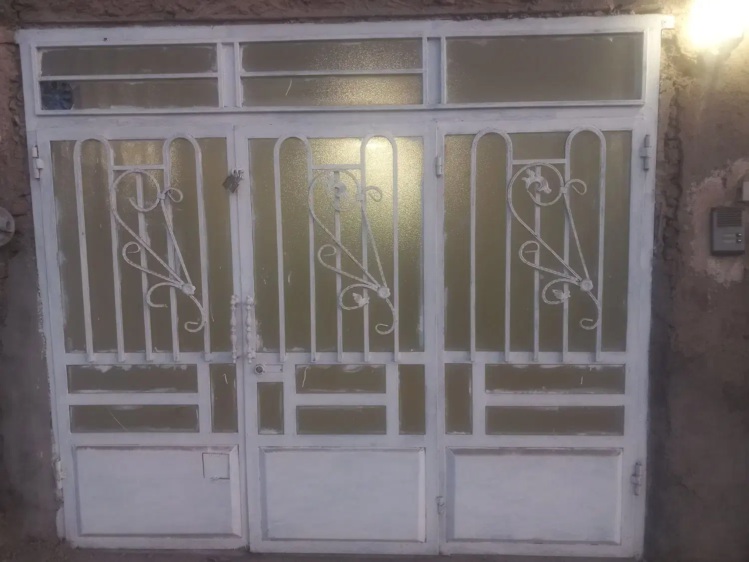 مغازه ۲۵ متری سر نبش شهرآرا ۷|اجارهٔ مغازه و غرفه|نیشابور, هفده شهریور|دیوار