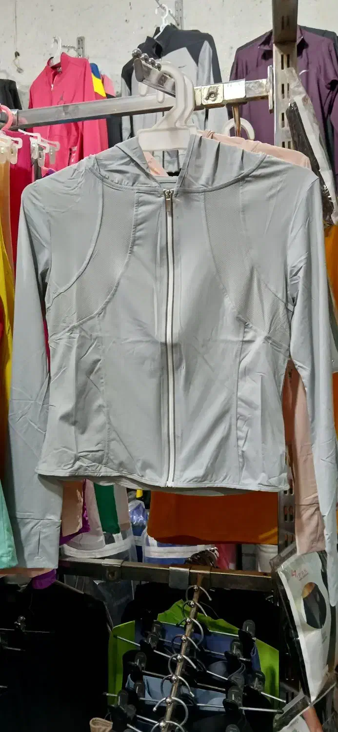 لباس ورزشی زنانه|لباس|کرج, حصارک بالا|دیوار