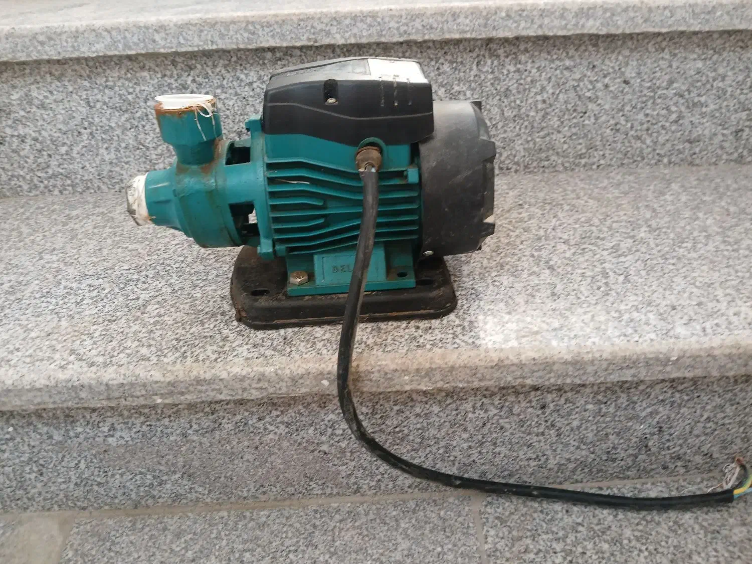 پمپ نیم اسب مارک دلتا|مصالح و تجهیزات ساختمان|نیشابور, شهرک جانبازان|دیوار