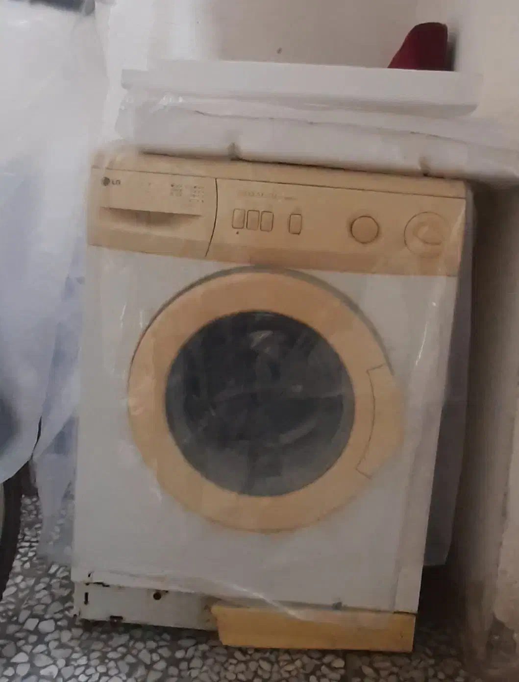 فروش لباسشویی LG|ماشین لباسشویی و خشک‌کن لباس|رشت, معلم|دیوار