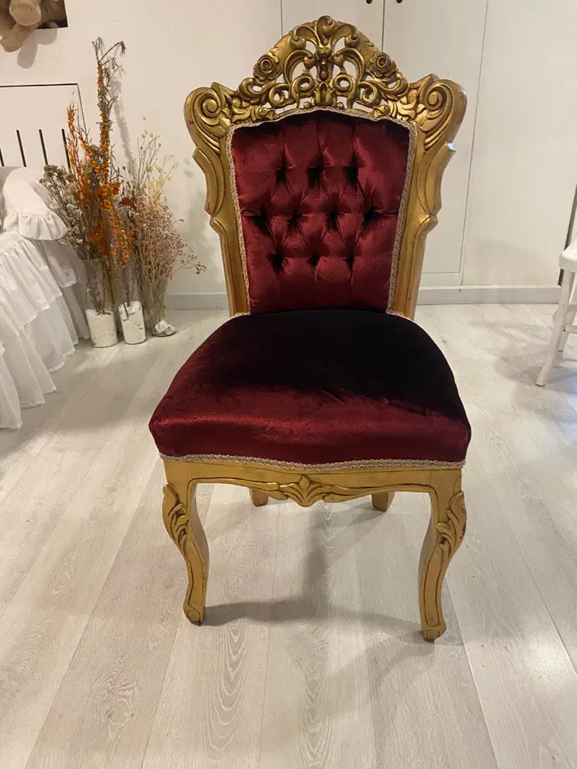 مبل تک نفره کلاسیک|مبلمان خانگی و میز عسلی|شیراز, فرهنگ شهر|دیوار