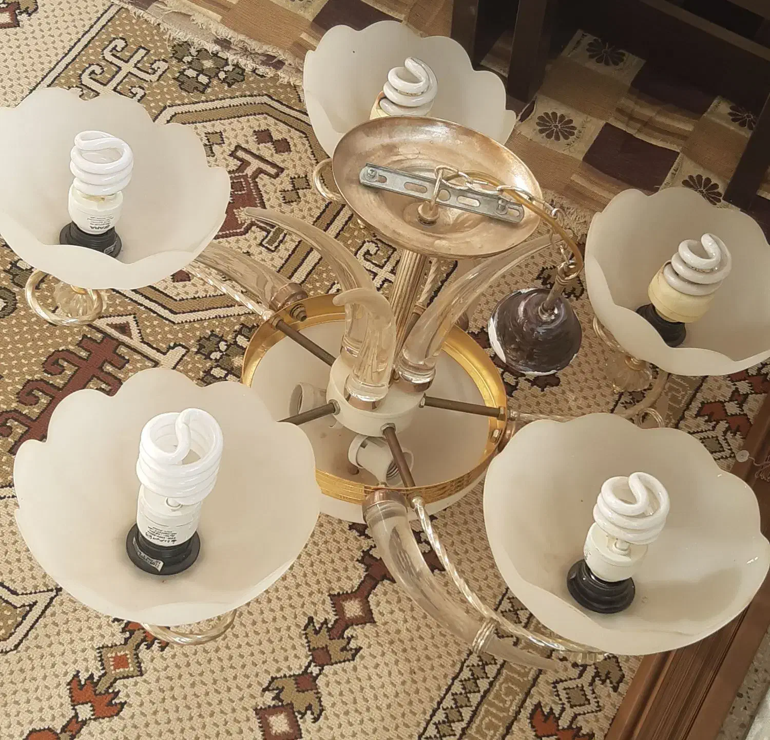 لوستر|لوستر و چراغ آویز|نیشابور, گمنام غربی|دیوار