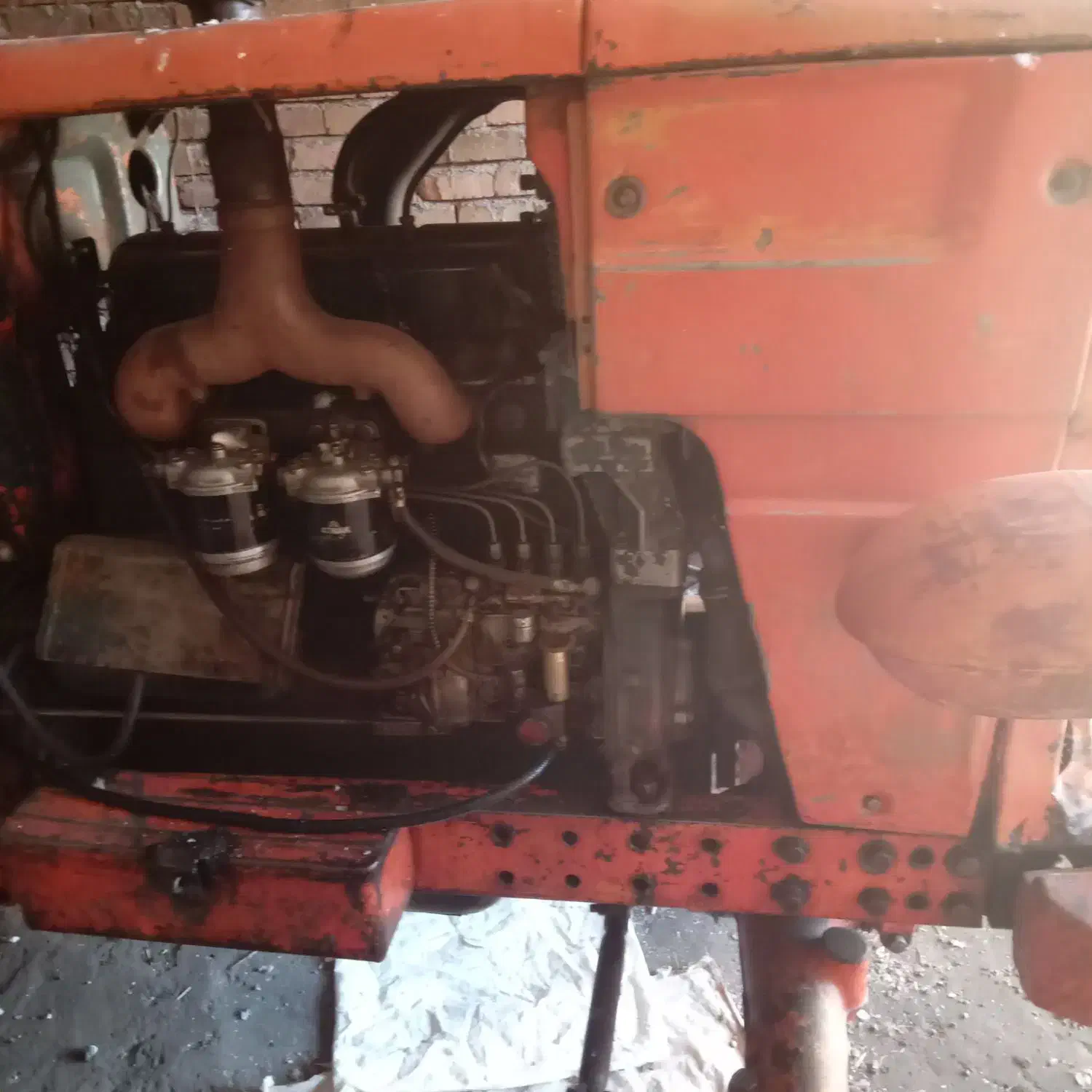 تراکتوررومانی مدل ۶۳ تک برگ سند|خودرو سنگین|بیرانوند, |دیوار