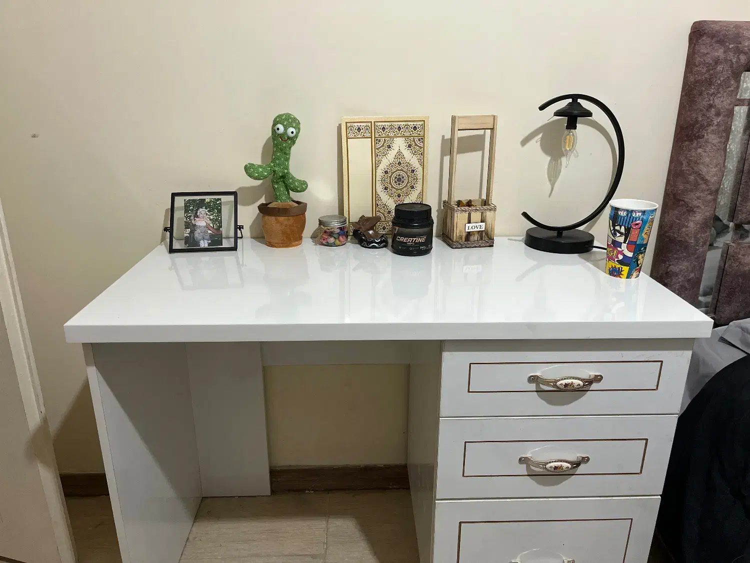 میز تحریر|میز تحریر و کامپیوتر|پردیس, فاز ۵|دیوار