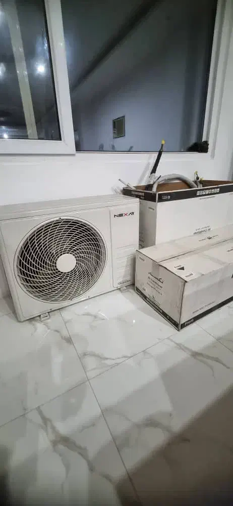 اسپلیت ۲۴۰۰۰ نکسارnexar|کولر گازی و فن‌کوئل|نور, |دیوار