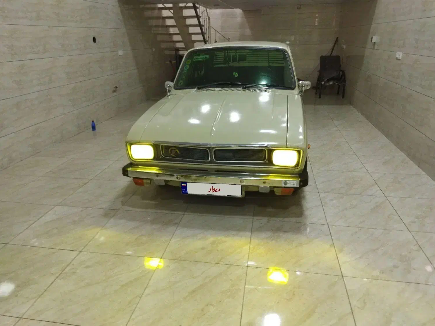 پیکان بالا چراغ|خودرو کلاسیک|باسمنج, |دیوار