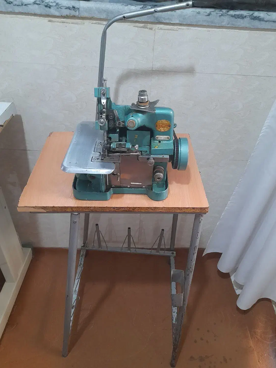 سردوز|چرخ خیاطی و ریسندگی|سنندج, |دیوار