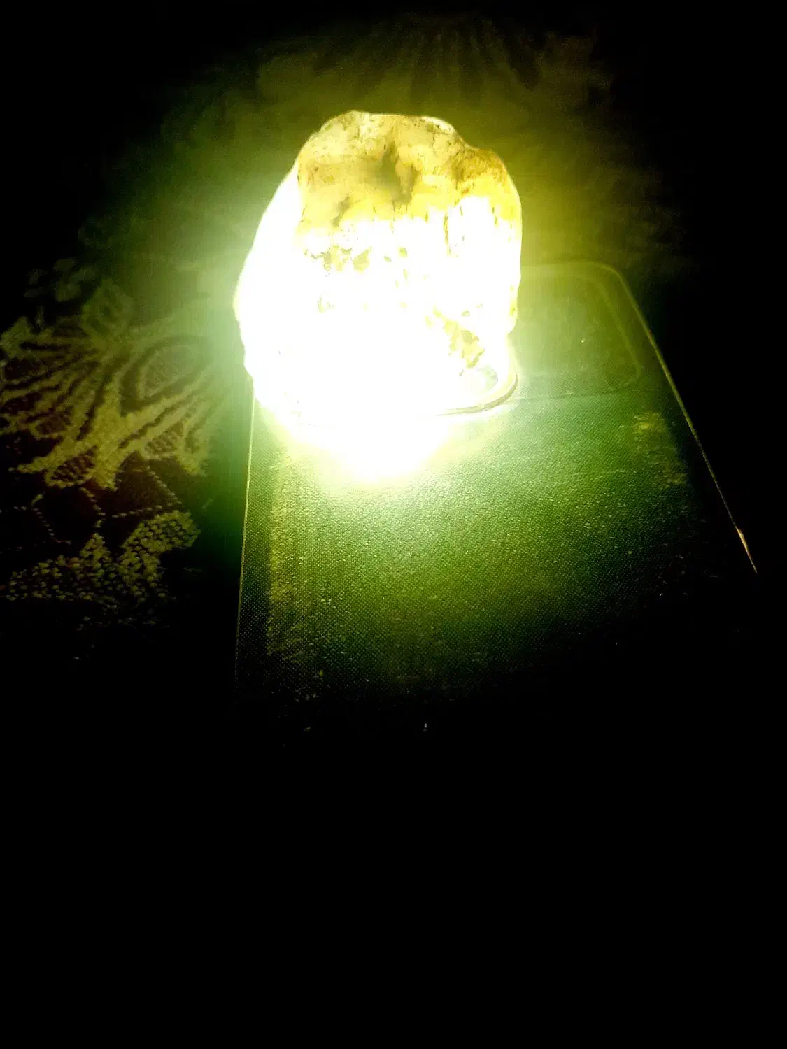 سنگ قیمتی|جواهرات|زرین دشت (همدان), |دیوار