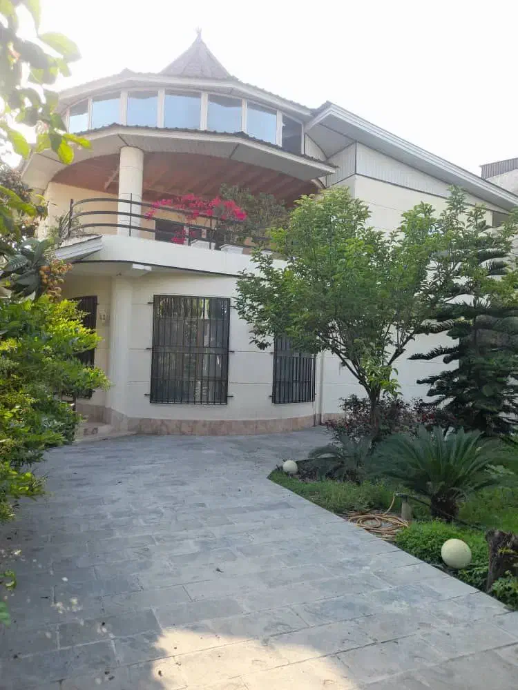 ویلا باغ *550 متری* با انواع درختان مرکبات|فروش خانه و ویلا|نور, |دیوار