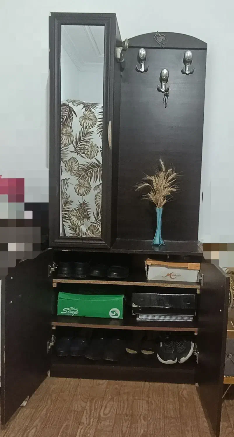 جاکفشی|جاکفشی، کمد، دراور|خوی, |دیوار