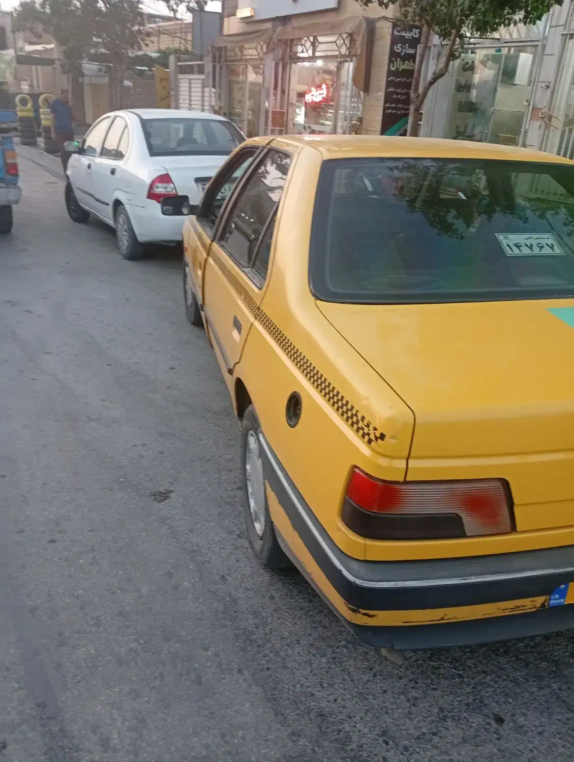 پژو 405 GLX - دوگانه سوز CNG، مدل ۱۳۹۰|خودرو سواری و وانت|همدان, |دیوار