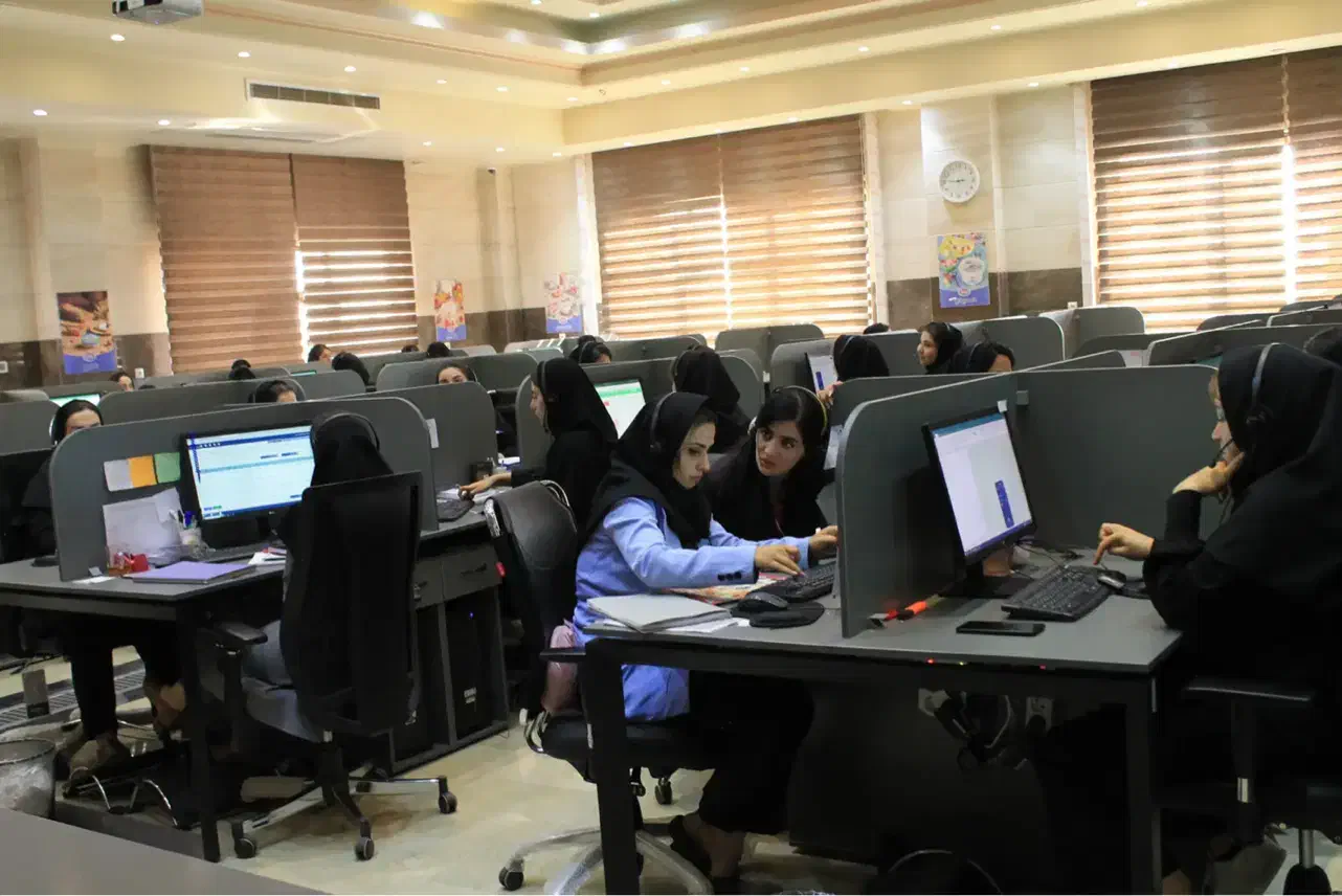 استخدام ۲ نفر دایرکتر و پاسخگو(اینستاگرام)|استخدام رایانه و فناوری اطلاعات|کرج, ساسانی (قلمستان)|دیوار