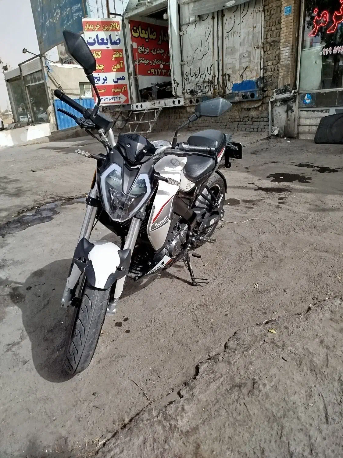 بنلی۱۸۰کم کار|موتورسیکلت|اسلام‌شهر, شهرک سعیدیه|دیوار