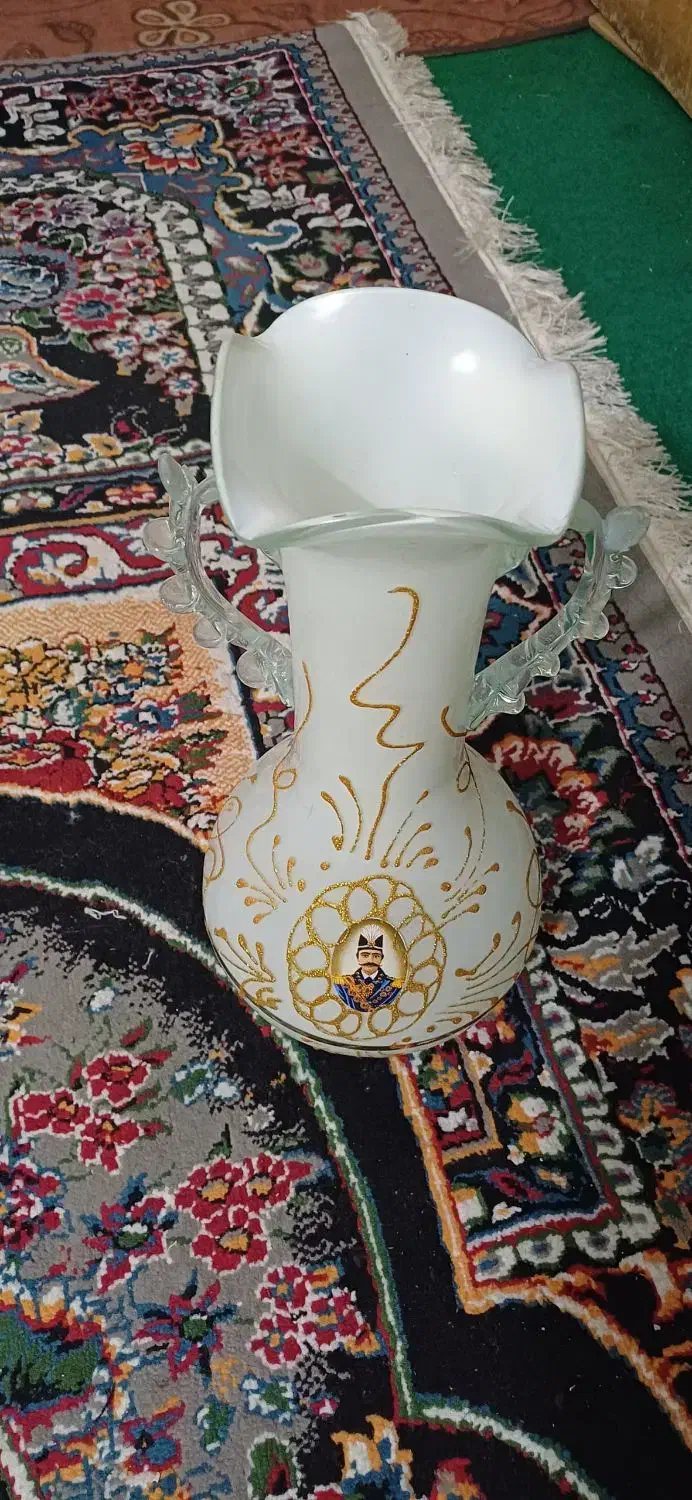 گلدان زیبا|گل مصنوعی|شیراز, پانصد دستگاه ارتش|دیوار