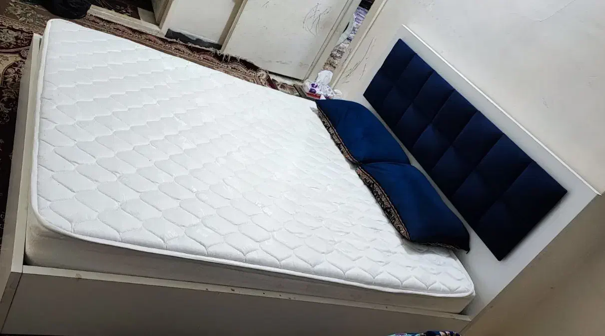 تخت خواب دو نفره همراه با تشک|تشک تختخواب|کرمان, |دیوار