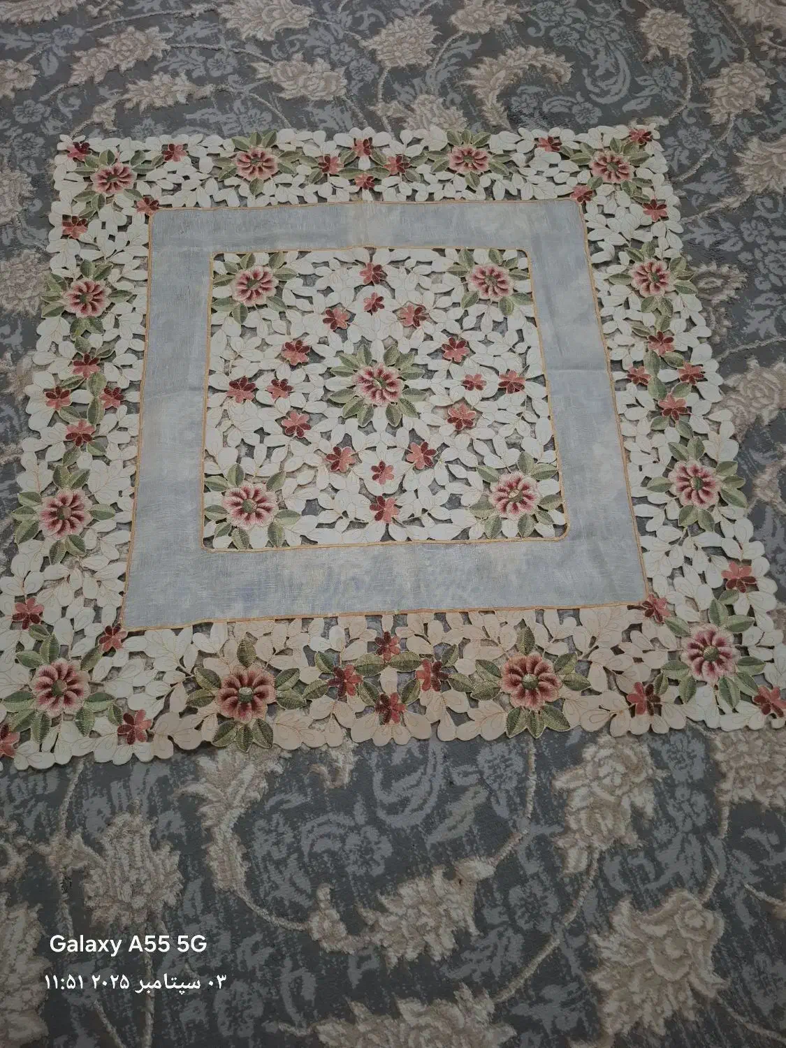 رومیزی 4 تیکه هویه کاری 350 هزار|پرده، رانر، رومیزی|کرمانشاه, |دیوار