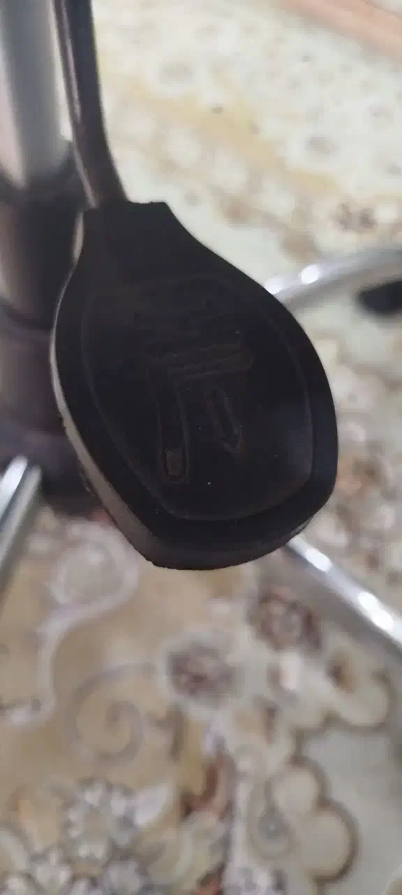 صندلی جک دار|صندلی و نیمکت|اندیشه, اندیشه فاز ۱|دیوار