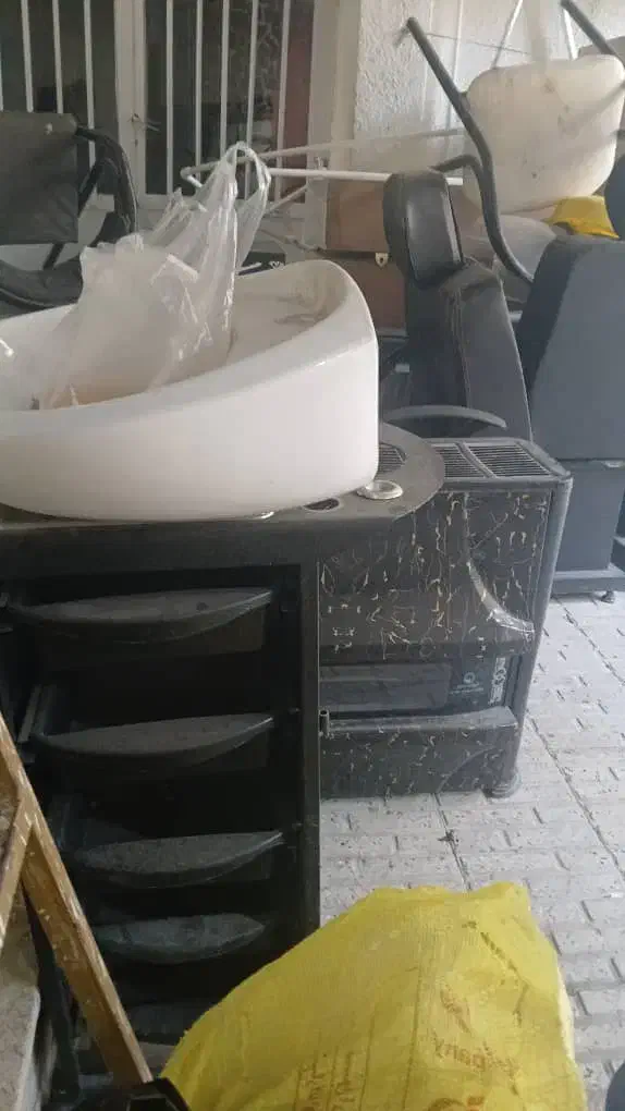 دکور آرایشگاه زنانه|آرایشگاه و سالن‌های زیبایی|کرمانشاه, |دیوار