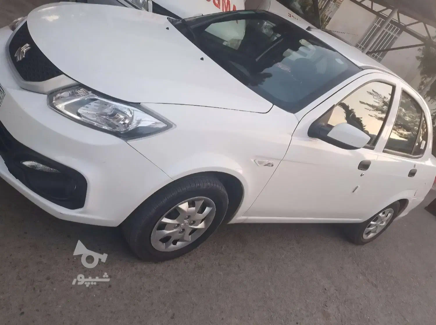 سایناSمدل۴۰۲ بیرنگ|خودرو سواری و وانت|بابل, |دیوار