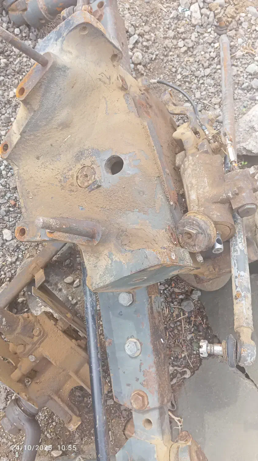 زیر بندی کامل همراه با جعبه فرمان بدون شکستگی|قطعات یدکی و لوازم جانبی|قشلاق دشت, |دیوار