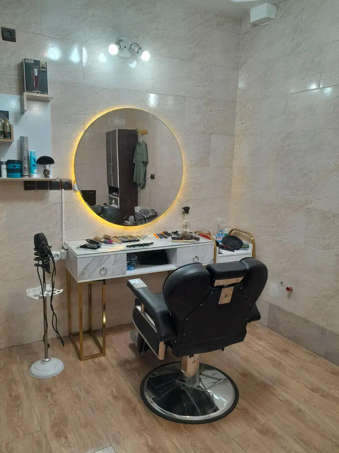 فروش صندلی آرایشگاه|آرایشگاه و سالنهای زیبایی|رشت, یخسازی|دیوار