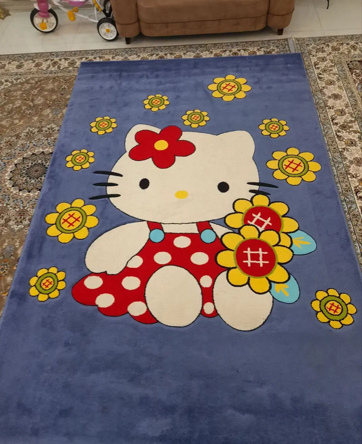 گلیم فرش ۶ متری عروسکی ( کیتی) دخترانه|گلیم، جاجیم، گبه|کرمانشاه, |دیوار