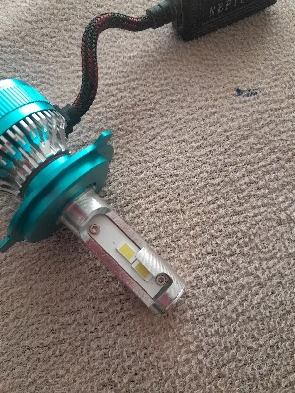 هدلایت h4قوی|قطعات یدکی و لوازم جانبی|کرمانشاه, |دیوار